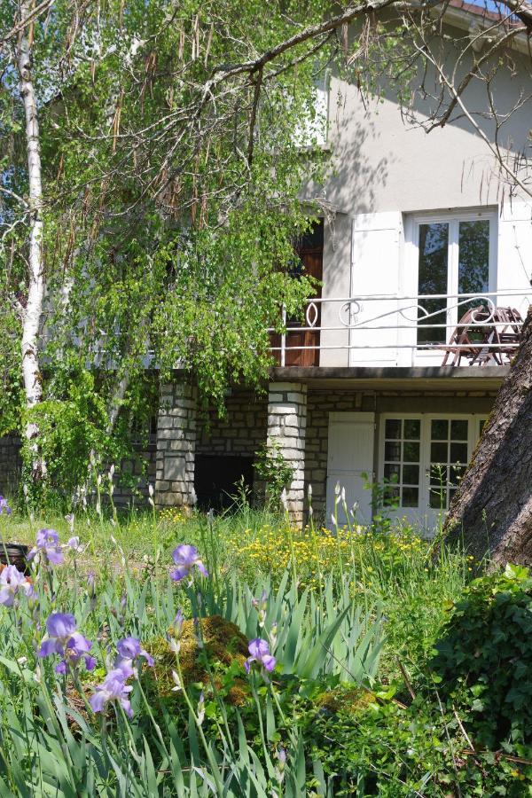 Au Catalpa Bed & Breakfast La Chapelle-Faucher Dış mekan fotoğraf