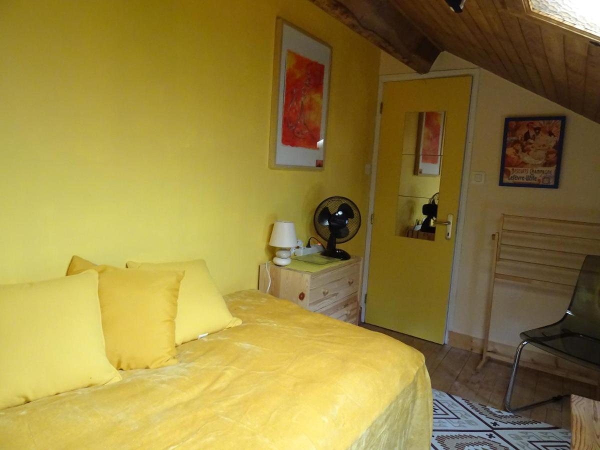 Au Catalpa Bed & Breakfast La Chapelle-Faucher Dış mekan fotoğraf